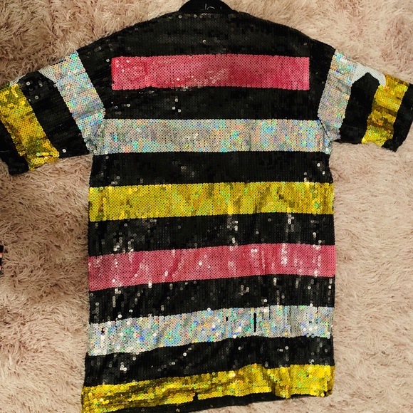 Stand out party dress - Picture 3 of 3